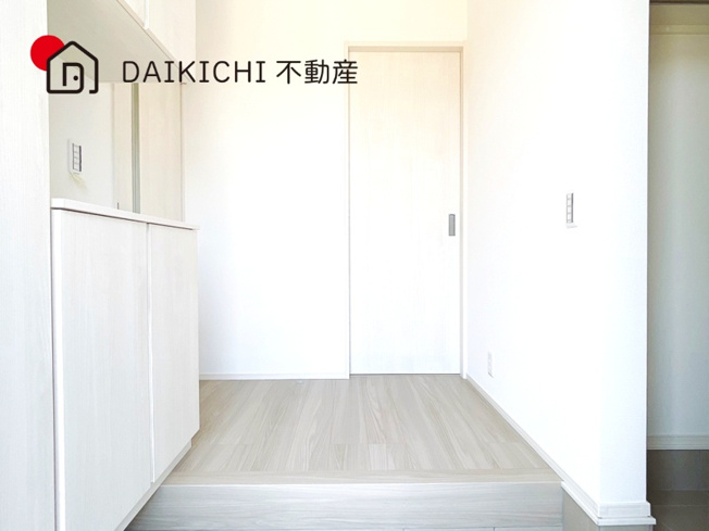 【玄関】 | 羽生市大字上岩瀬　新築戸建　全12棟　5号棟