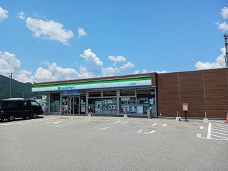 【周辺】 | ミニョンストリートⅠ | ファミリーマート氷上町稲継店まで2200m
