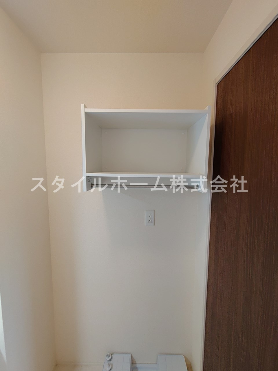 ソレーユ野路の収納|同建物内別部屋の写真です。