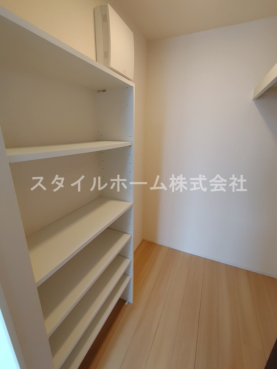 ソレーユ野路の収納|同建物内別部屋の写真です。