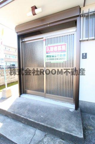 三股R7の玄関|落ち着いた玄関です