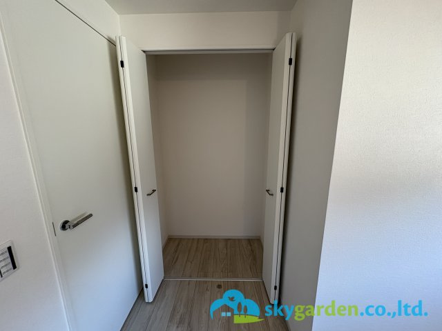 藤沢市石川２期　新築戸建　全３棟２号棟の収納|こまごまとしたものを収納できそうですね
