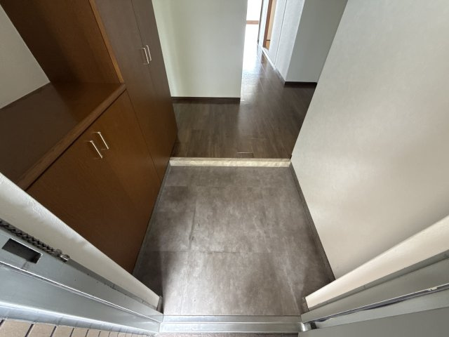 リブレ北新在家の玄関