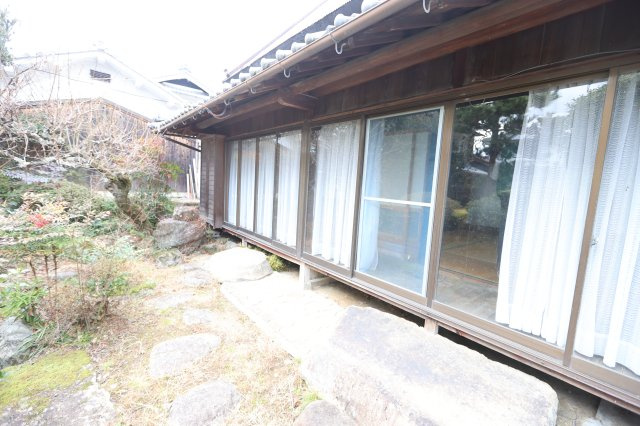 安富町名坂古民家の庭|お庭も活用できます