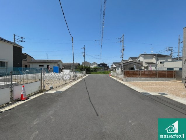 ●奈良市東九条町　第20期　新築一戸建ての前面道路含む現地写真|周辺は閑静な住宅街です。前面道路もしっかりと有りますので車の出し入れも安心ですよ！