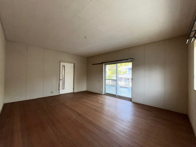 三日市町貸戸建の居間・リビング