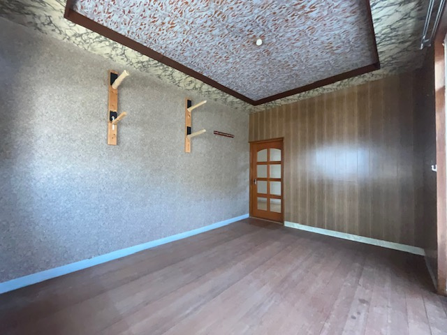 三日市町貸戸建の洋室