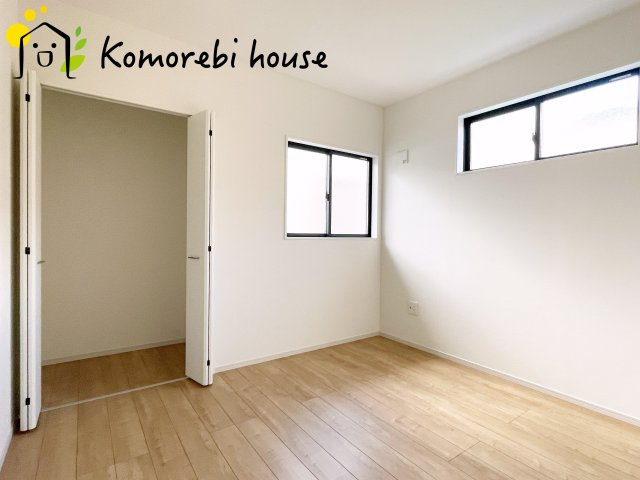 さいたま市見沼区南中丸　17期　新築一戸建て　KEIAI GRACE　03の洋室|広々とした洋室です