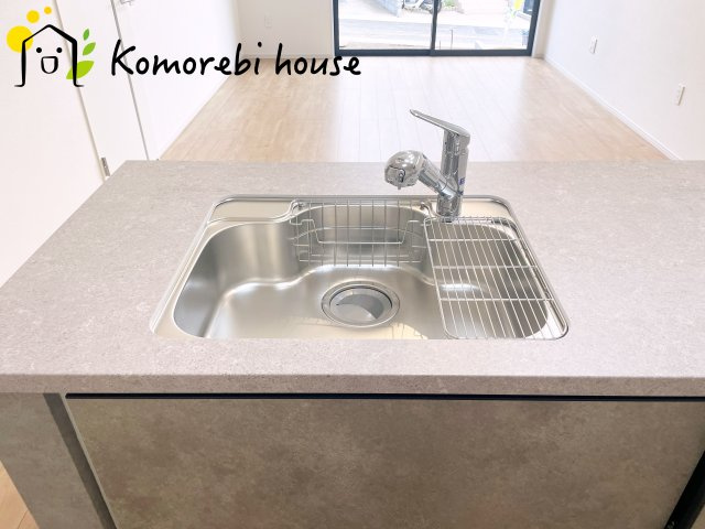 さいたま市見沼区南中丸　17期　新築一戸建て　KEIAI GRACE　03のキッチン|キッチンです