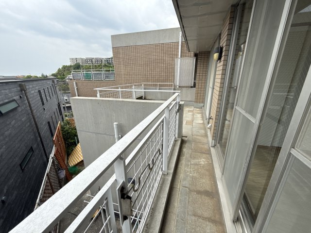 姫路市北新在家１丁目の賃貸マンションのバルコニー