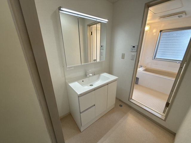 姫路市北新在家１丁目の賃貸マンションの洗面所