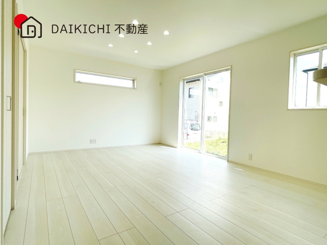 【居間・リビング】 | 羽生市藤井上組　新築戸建　全12棟　7号棟