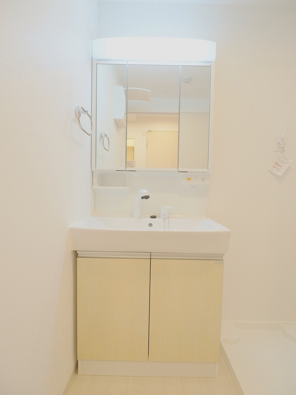 サニーフィールドの独立洗面台