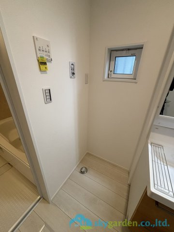 秦野市戸川第3　新築戸建　全5棟2号棟のランドリースペース