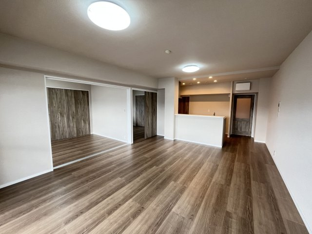 【居間・リビング】 | 西福岡マリナタウンイーストコート2号棟☆仲介手数料無料☆