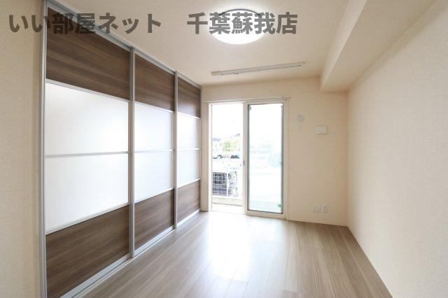 クレシェンテの洋室