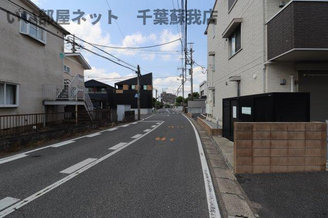クレシェンテの周辺