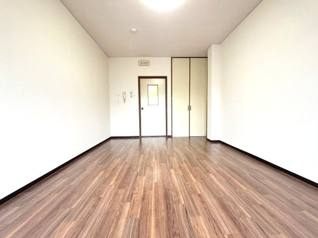 松下マンションの居間・リビング