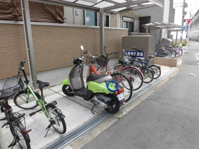 【その他共用部分】 | フジパレス下新庄２番館 | 駐輪スペースも確保されています