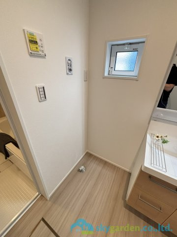 秦野市戸川第3　新築戸建　全5号棟1号棟のランドリースペース