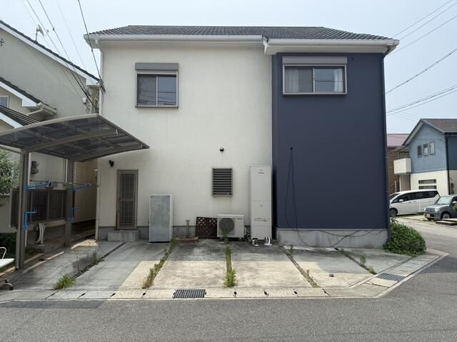 中古戸建　姫路市網干区新在家の外観|落ち着いた雰囲気の外観です