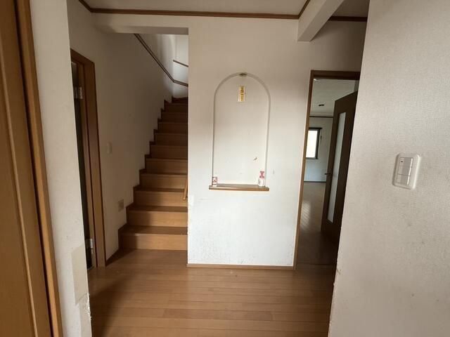 中古戸建　姫路市網干区新在家の玄関|落ち着いた玄関です