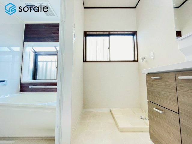 所沢市上新井５丁目　中古戸建の脱衣所|令和8年5月14日撮影。