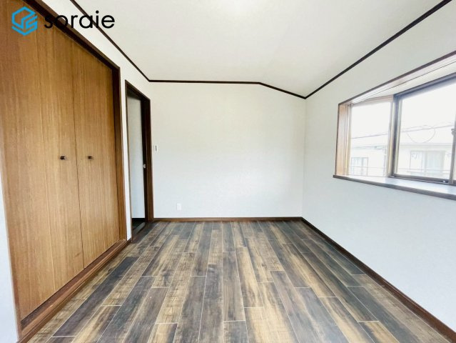 所沢市上新井５丁目　中古戸建の寝室|令和8年5月14日撮影。