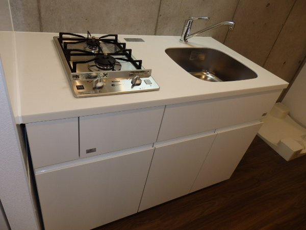新品家具付きマンション南大井8(KaGood東京)のキッチン