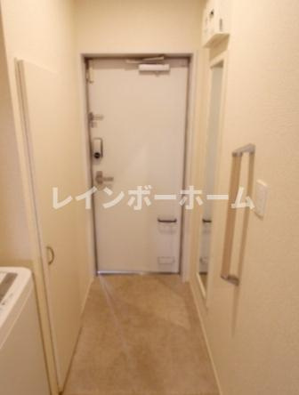 クレイノカーサ　カリーナの玄関