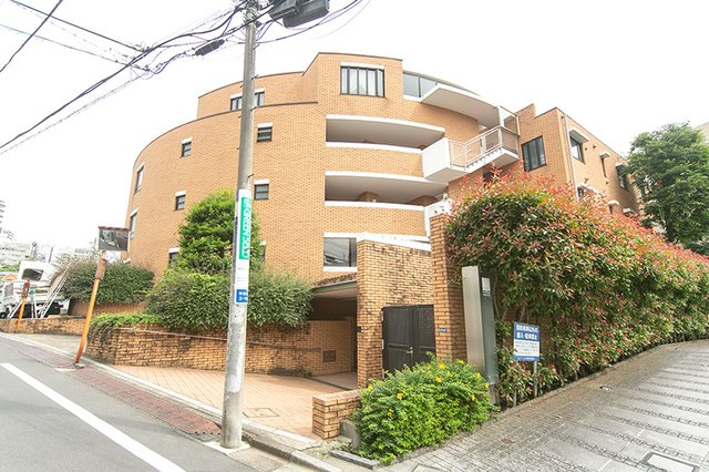 ラ・コリーヌ神宮前