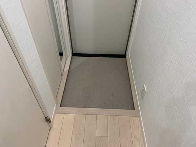 メゾン　ド　リーヴの玄関