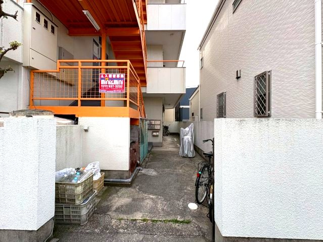 松下マンションのエントランス