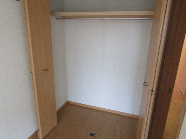グレイシアⅡの収納|小物を収納するのに便利です