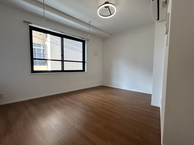 エルファーロ大塚Ⅳの居間・リビング