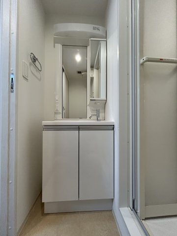 エルファーロ大塚Ⅳの洗面所