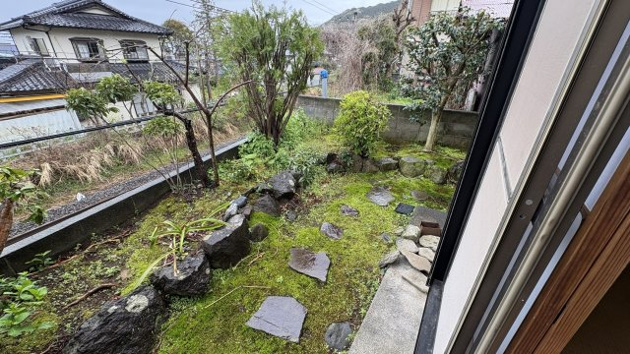 【庭】 | 熱海市下多賀　戸建