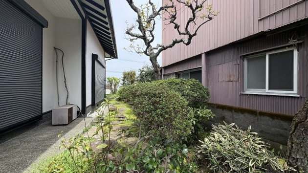 【庭】 | 熱海市下多賀　戸建