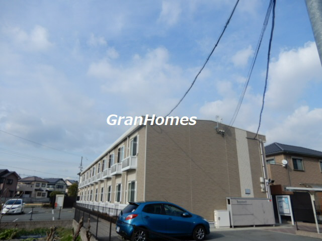 明石市魚住町住吉４丁目のアパートの外観