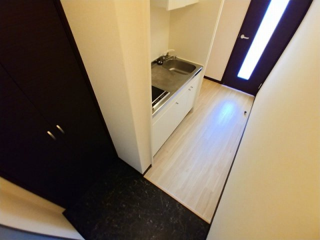 明石市二見町福里のアパートの玄関