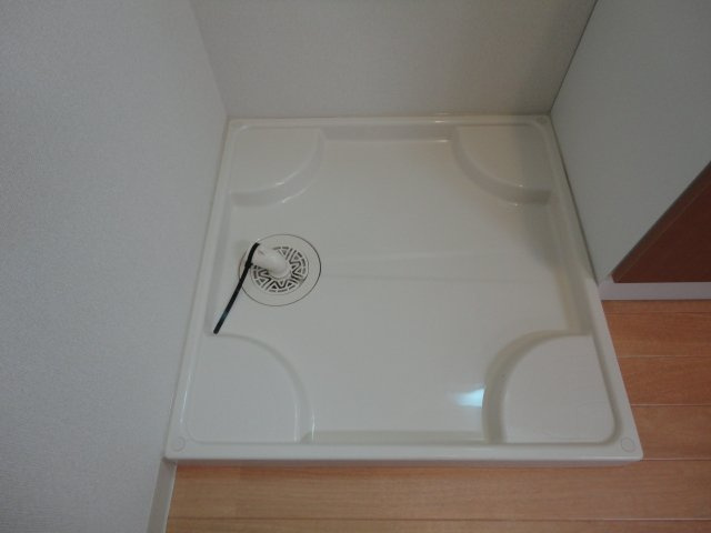 【設備】 | ラビエール | 洗濯機置場