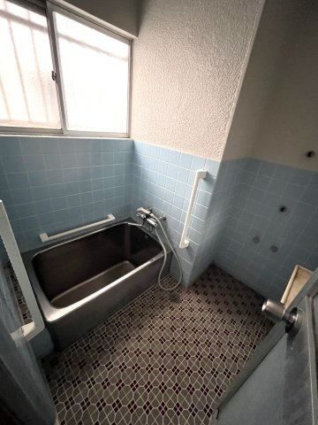 足利市伊勢町中古戸建の浴室