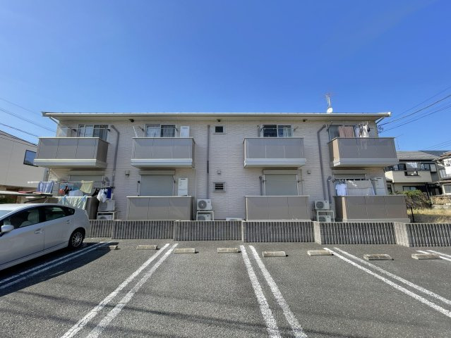 レセンテ中央の外観