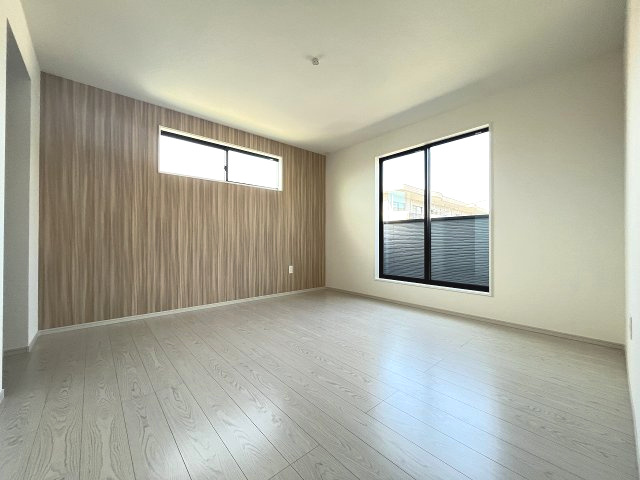 【寝室】 | 福岡市西区千里5期　1号棟（全1棟）【仲介手数料無料・0円】 | 現地写真。2階主寝室です。