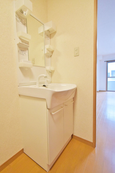 名古屋市天白区植田３丁目の賃貸マンションの洗面所|別室参考写真