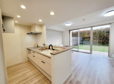 ディーレスティア越谷赤山町