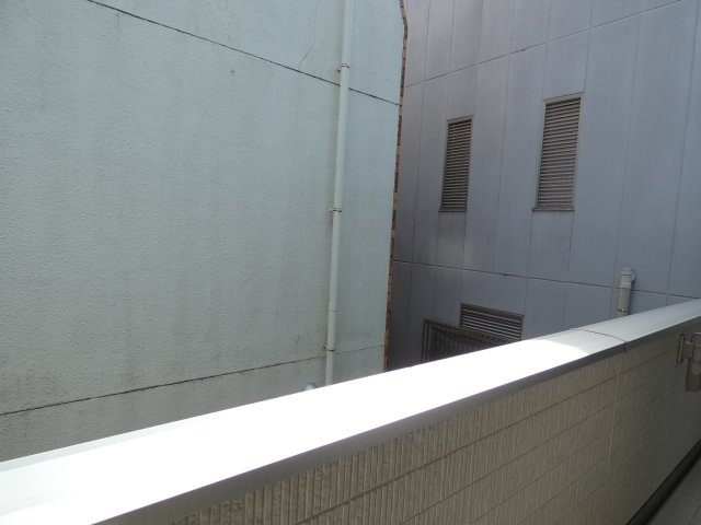 東所沢和田１丁目貸家のバルコニー