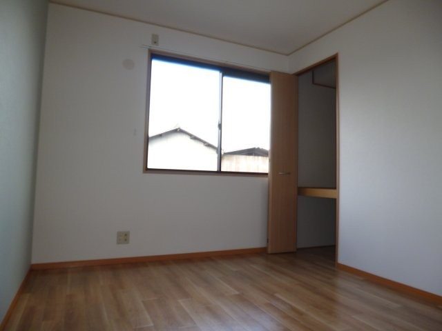 倉敷市水江のアパートの寝室
