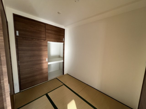 レジェンダリー甲子園浦風町の収納