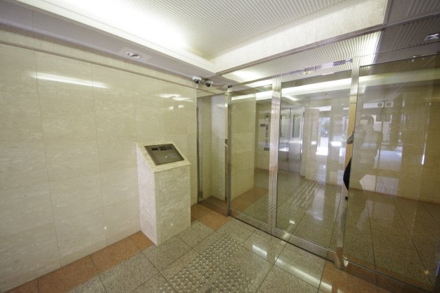 【エントランス】